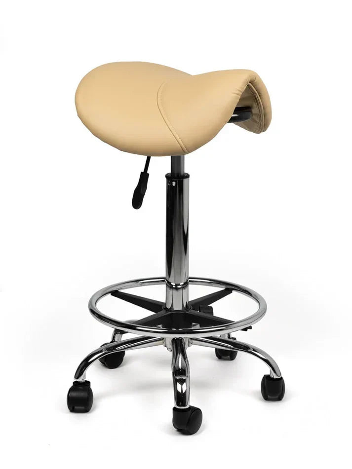 Sattelhocker Beige auf Rollen